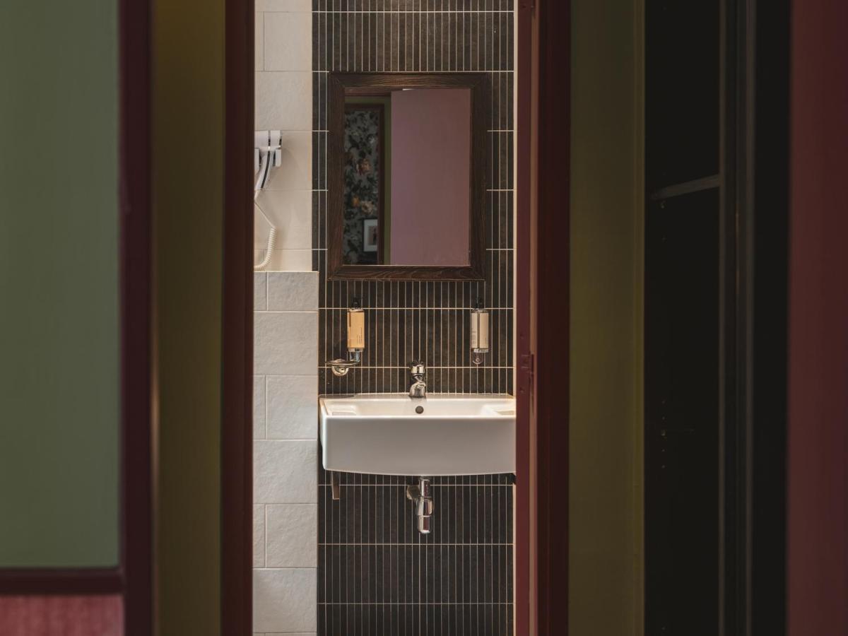 Hôtel Brittany Paris Exterior foto