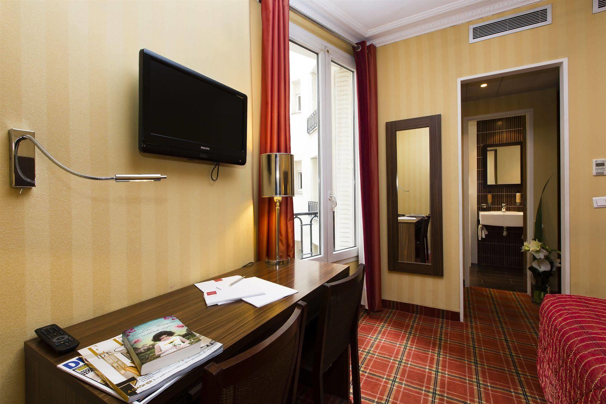 Hôtel Brittany Paris Exterior foto